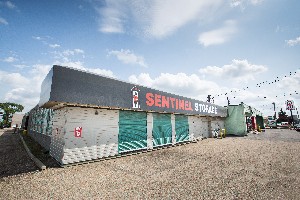 L217 - Sentinel Storage - 120th St - Edmonton -  Photo 6
