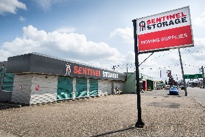 L217 - Sentinel Storage - 120th St - Edmonton -  Photo 5